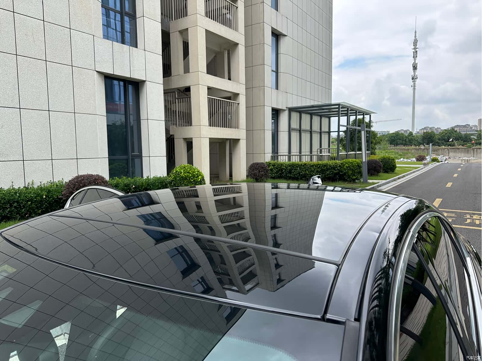 Land Rover XEL, 2019 22