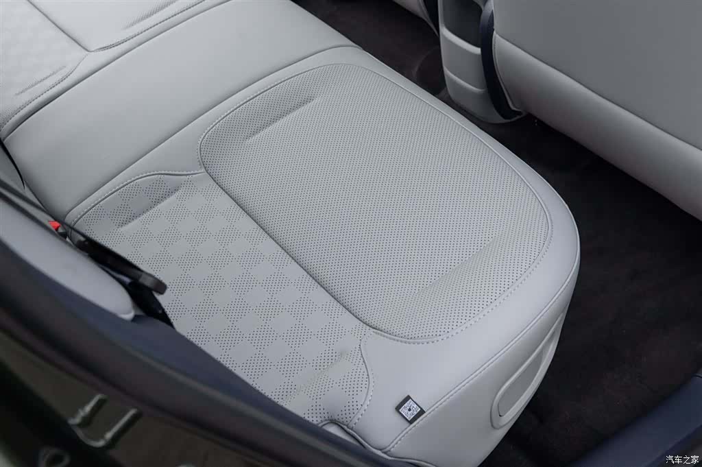 Leapmotor A10, 2026 34
