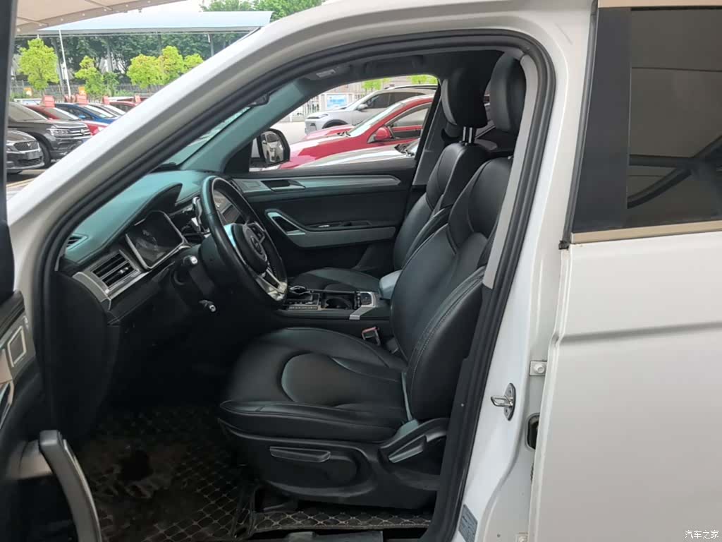 Zotye X7, 2017 15