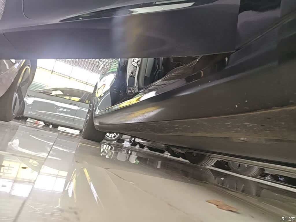 Tesla Model 3, 2025 21