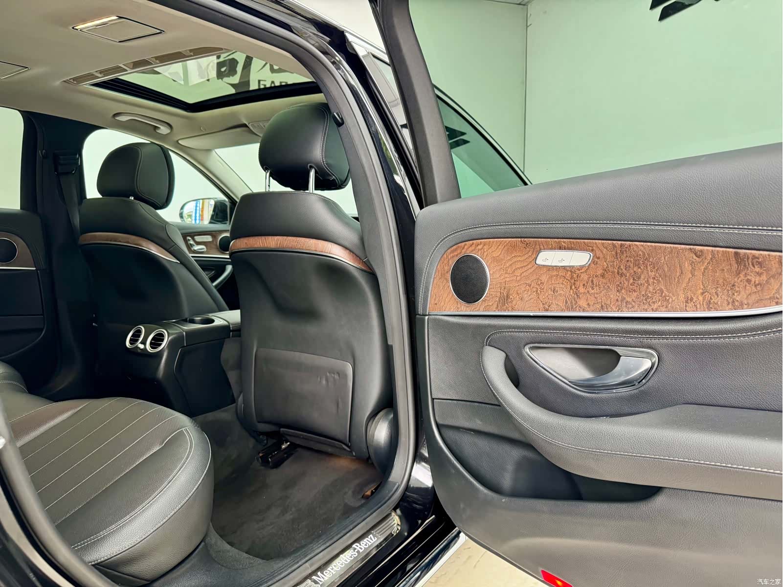 Mercedes-Benz E-Class, 2019 11