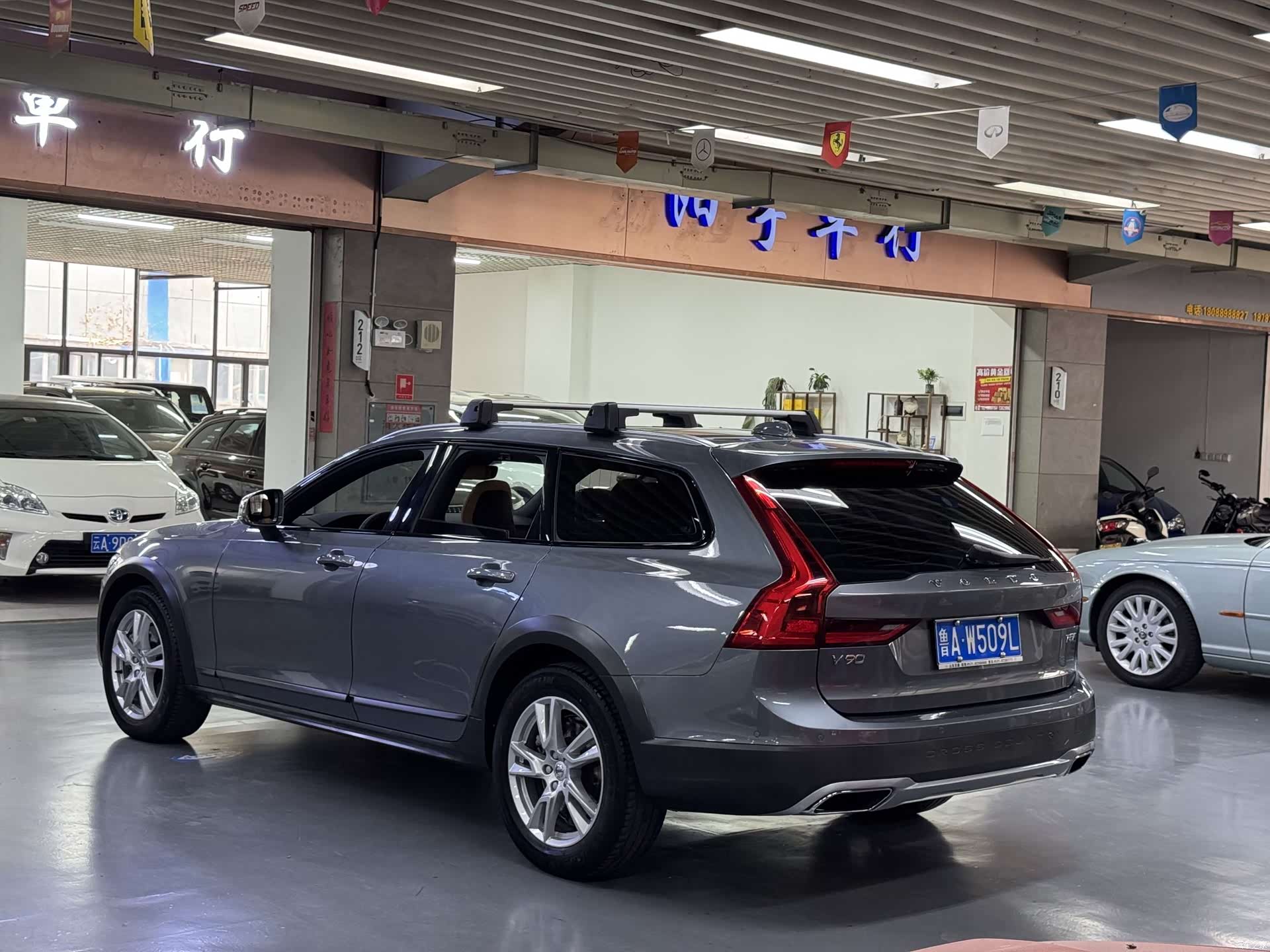 Volvo V90, 2017 все фото