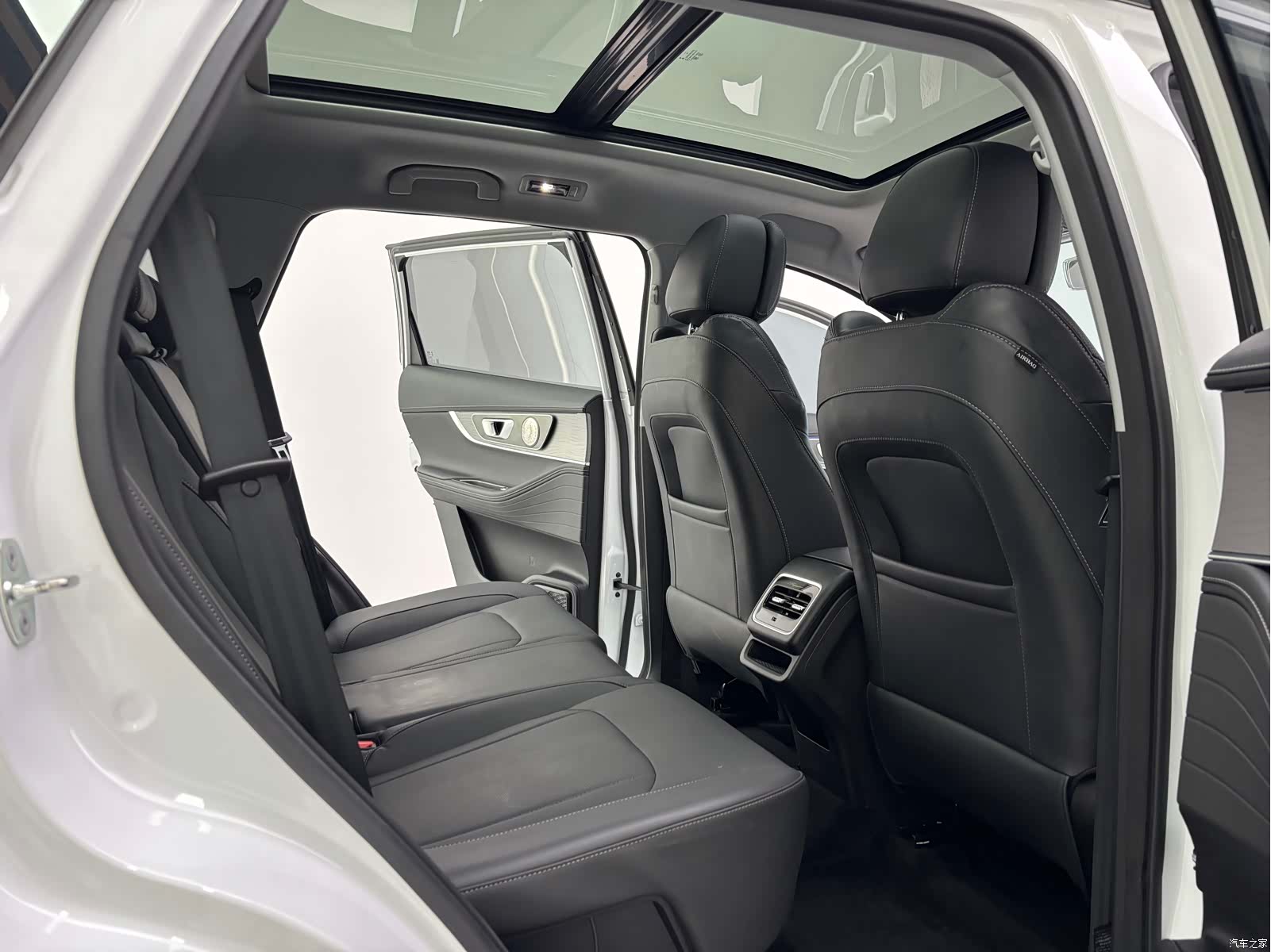 Chery Tiggo 8, 2024 10