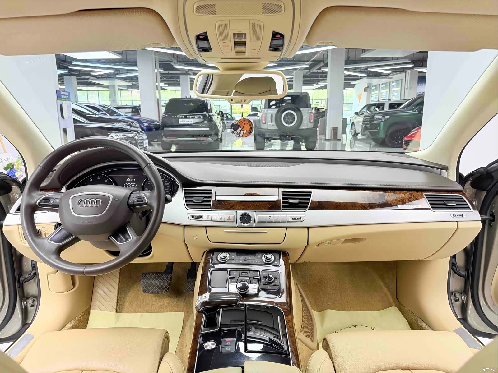 Audi A8L, 2014 8
