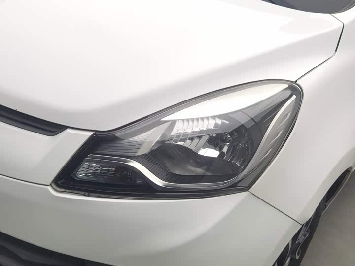 Changan BenBen 2015 1.4L IMT Люкс guo V