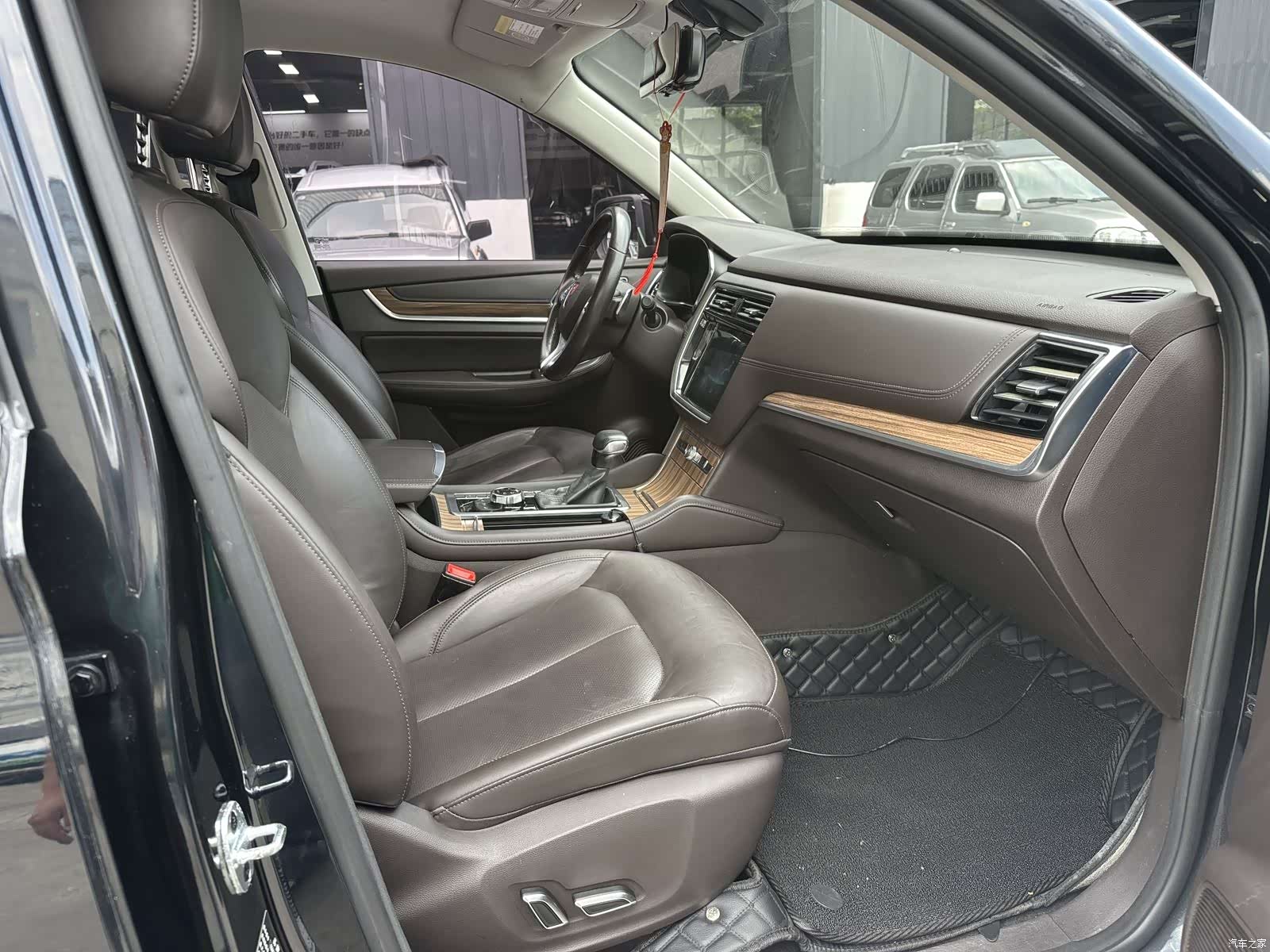 Roewe RX8, 2018 6