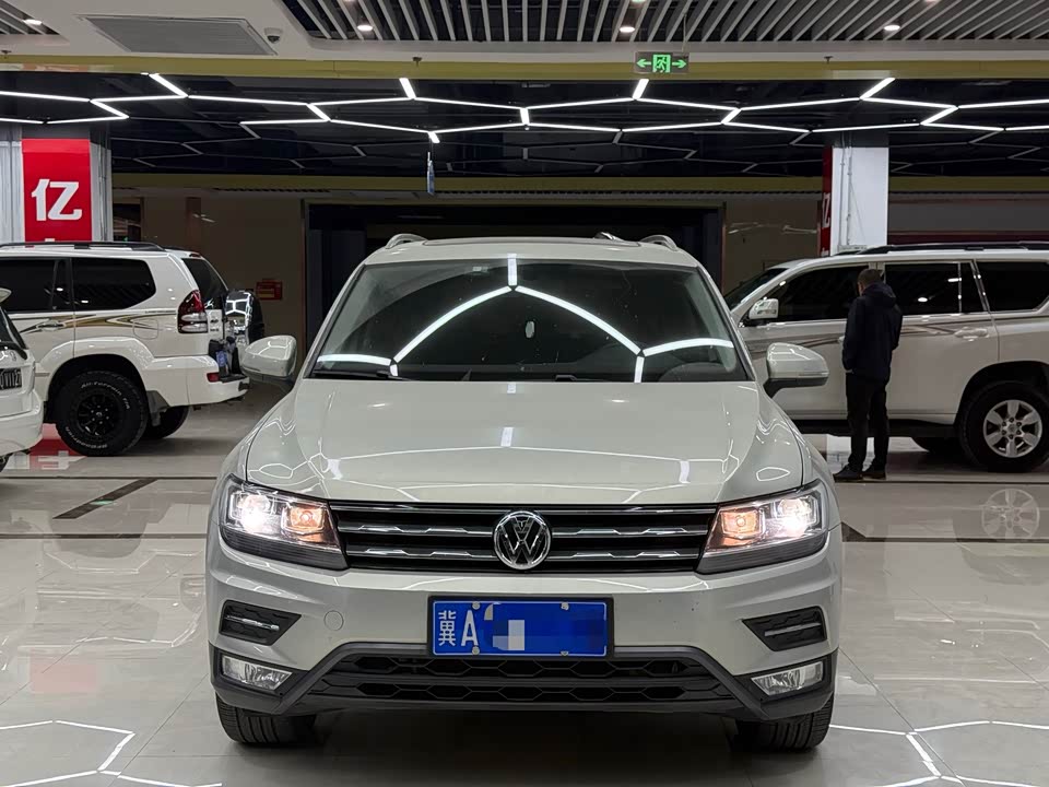 Volkswagen Tiguan L