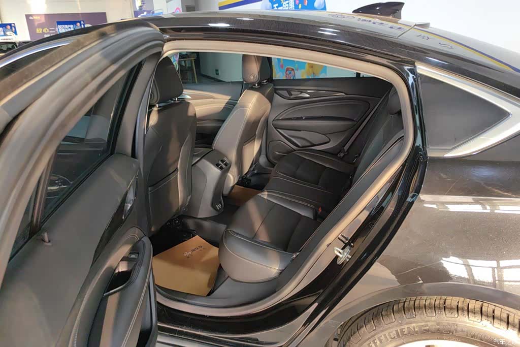 Buick Regal, 2023 11