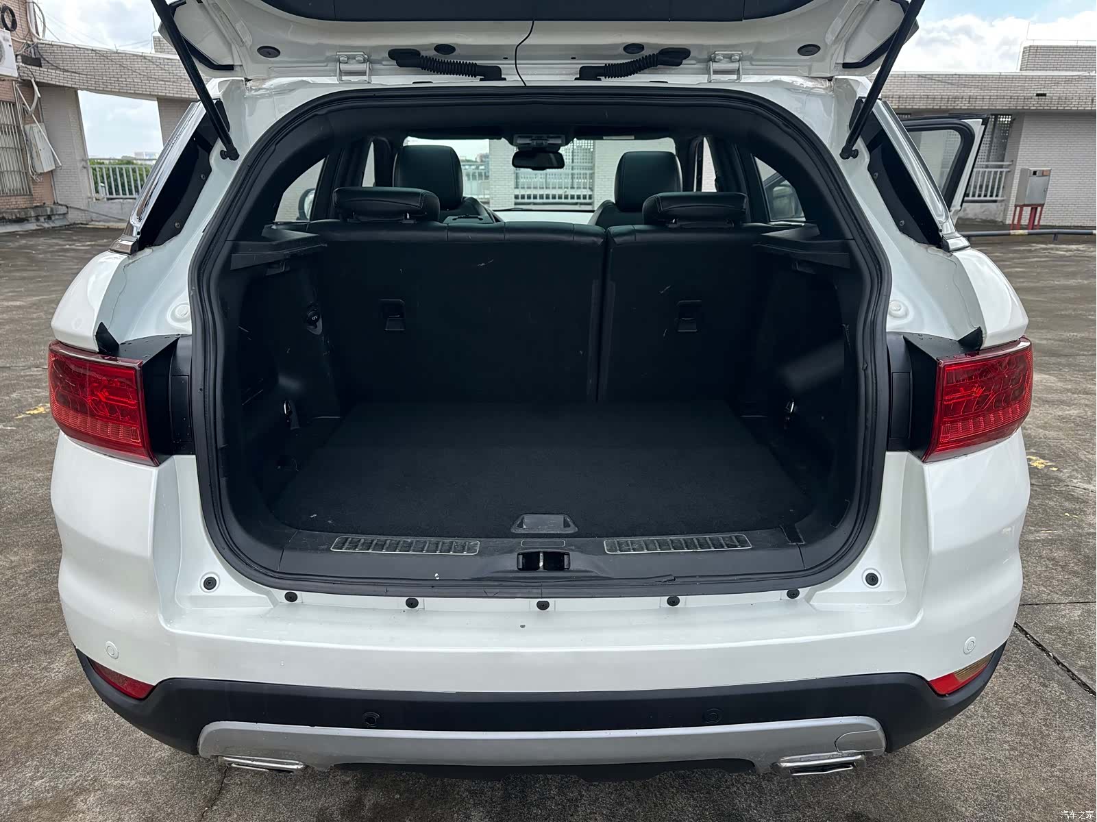 Landwind X7, 2015 16