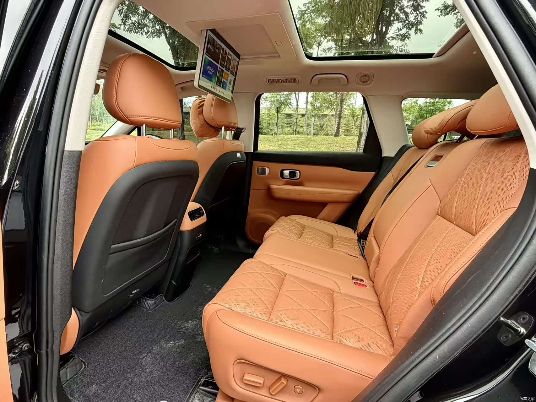 Leapmotor C16, 2025 все фото