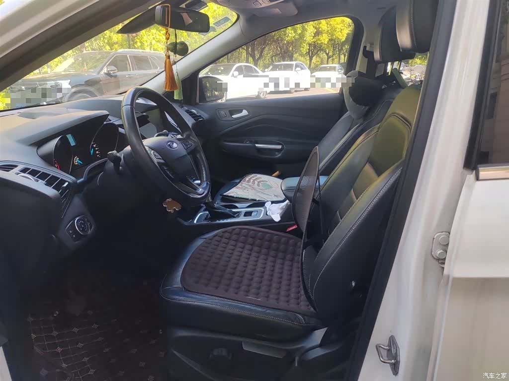 Ford Kuga, 2017 8