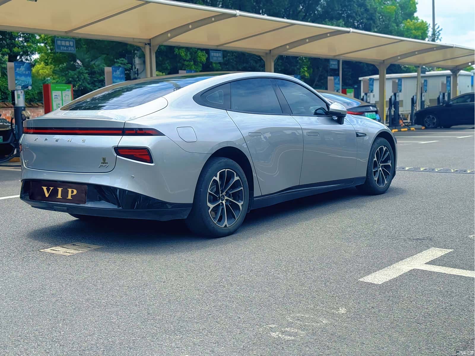 Xpeng P7, 2021 12