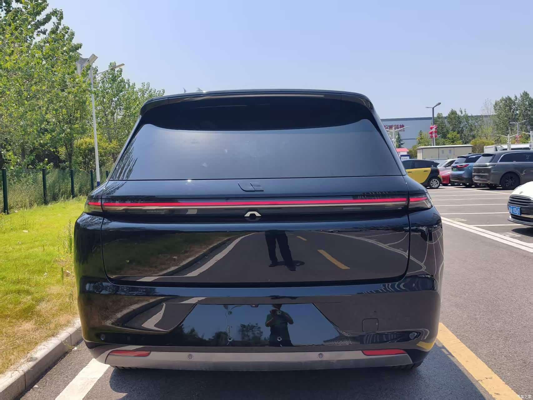 Li Auto L8, 2024 6