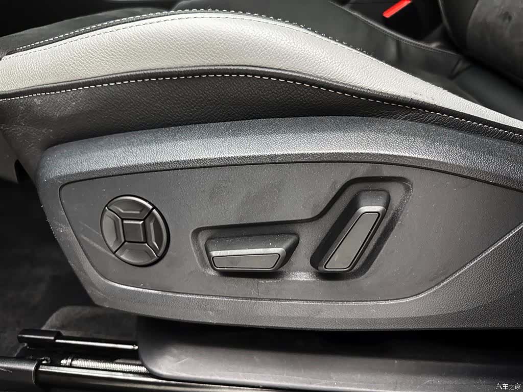Audi Q3, 2023 17
