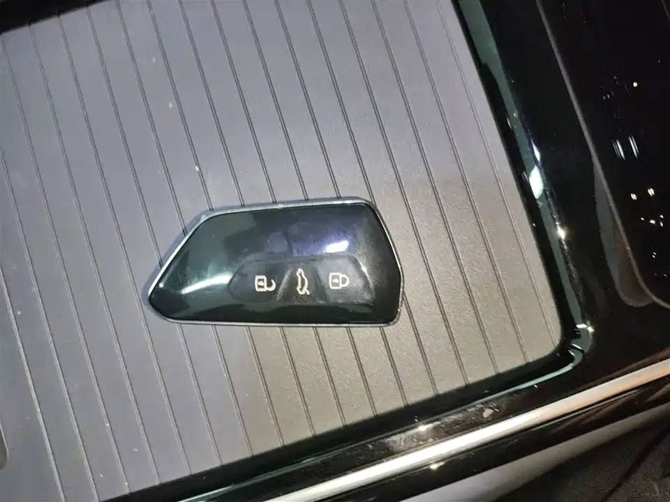Volkswagen ID.4 X Volkswagen ID.4 X