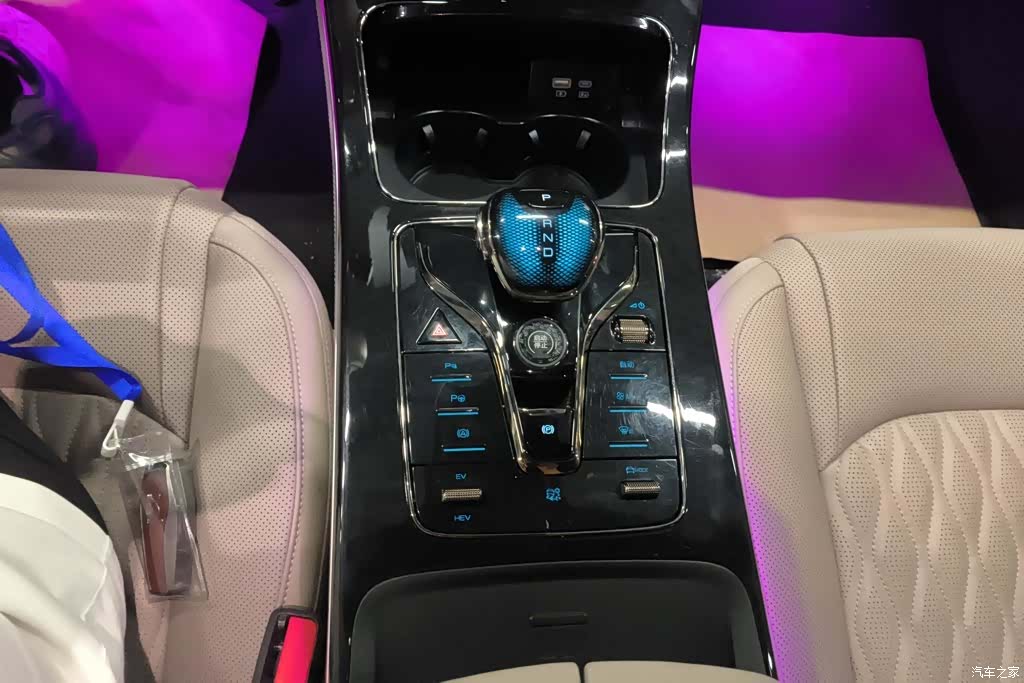 BYD Han, 2025 16