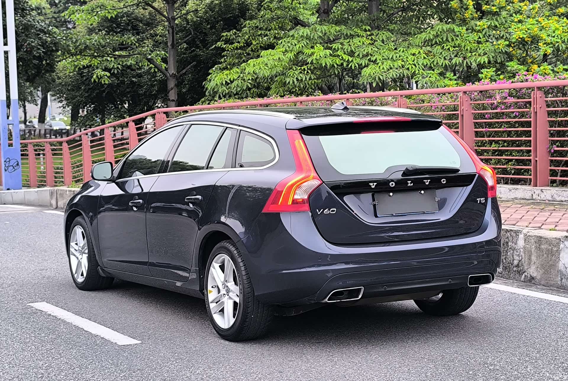 Volvo V60, 2014 7