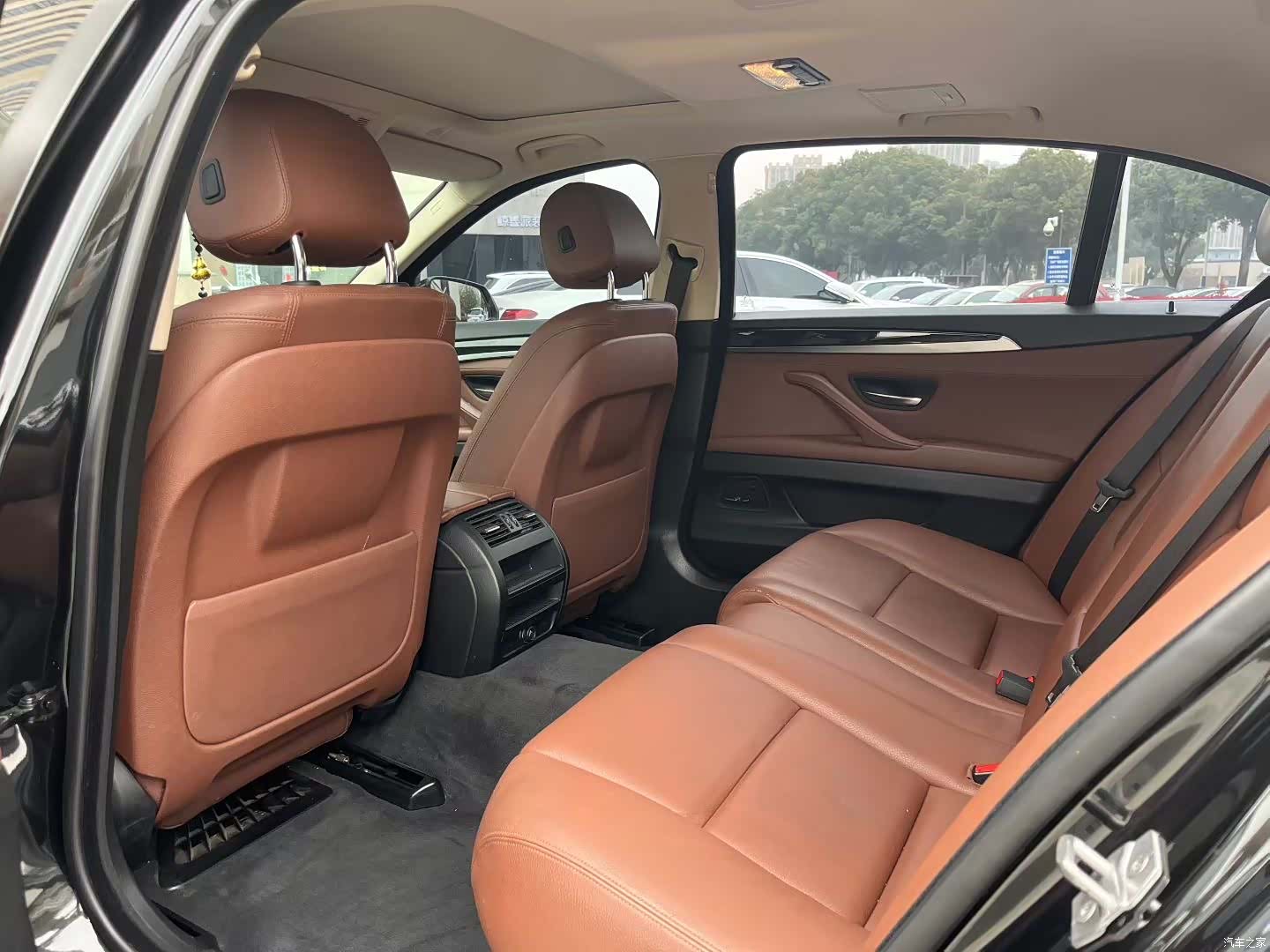 BMW 5 Series, 2016 8