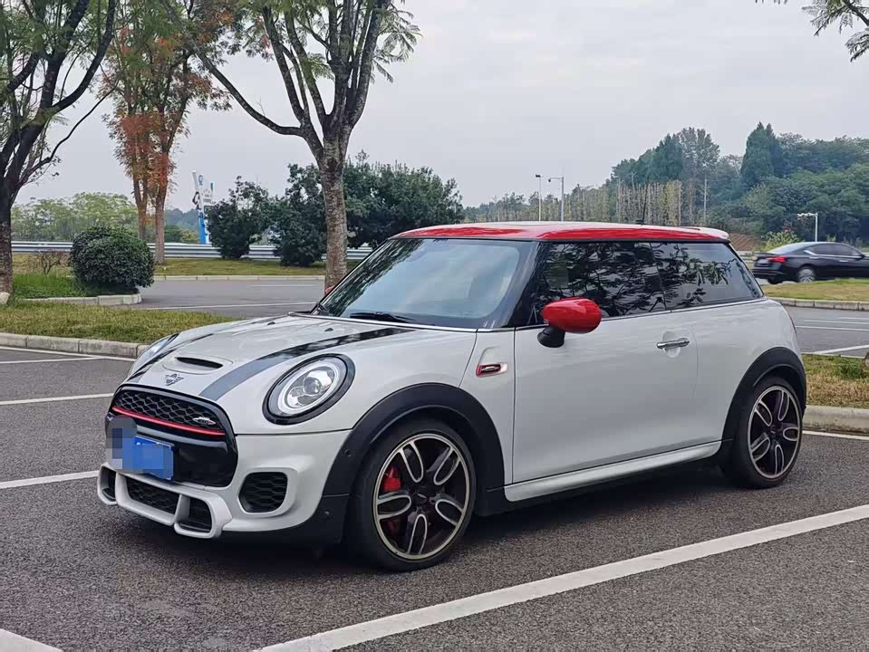 MINI JCW