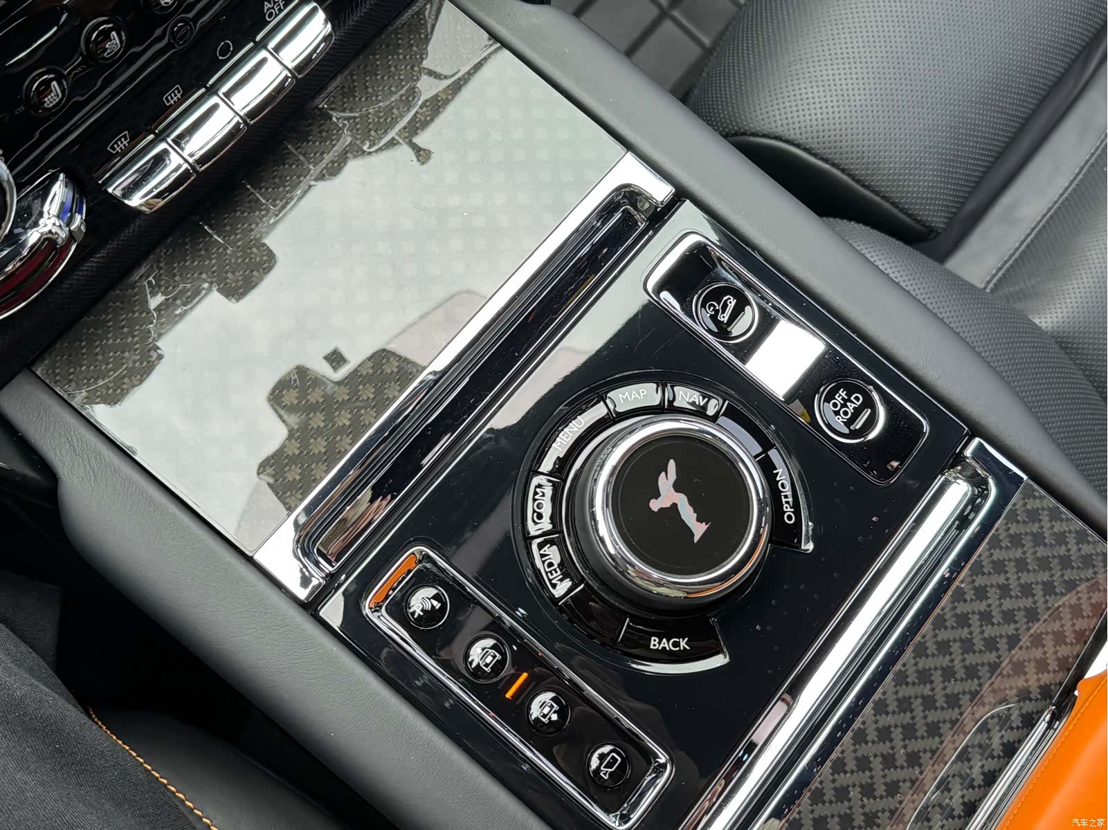 Rolls-Royce Cullinan, 2023 27