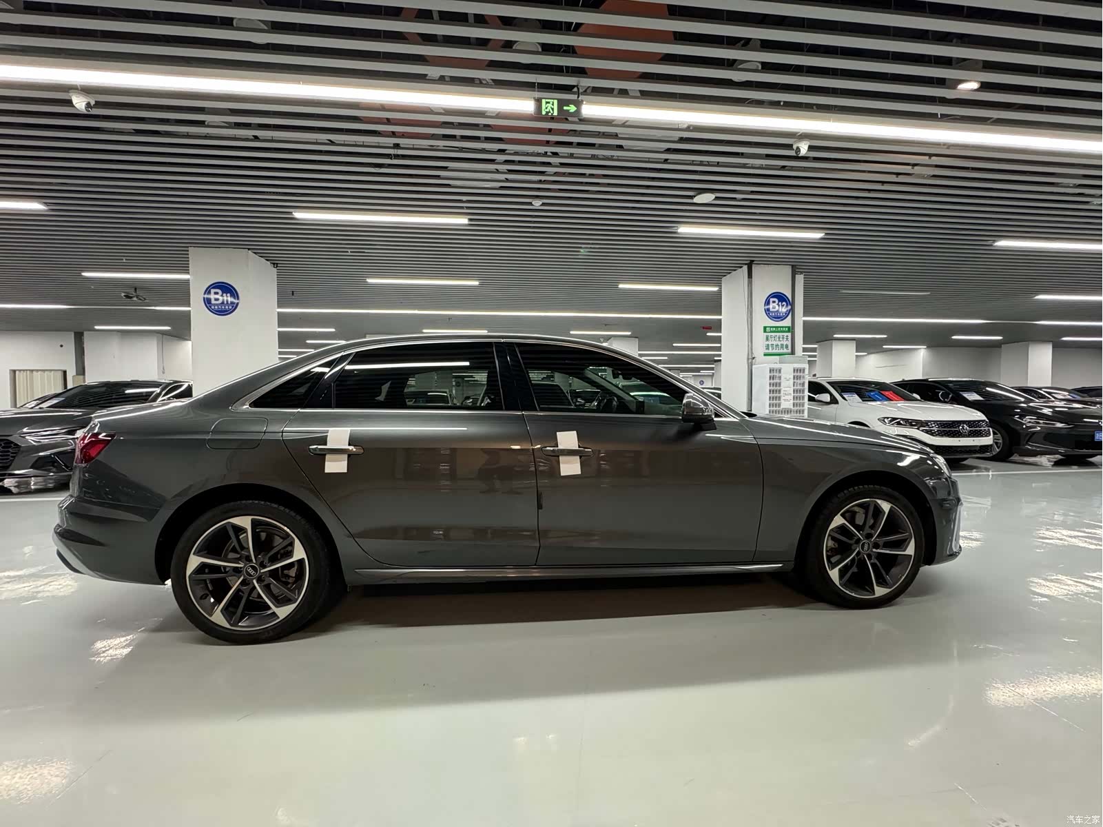 Audi A4L, 2022 9