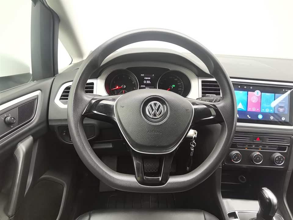 Volkswagen Golf*Jiayu