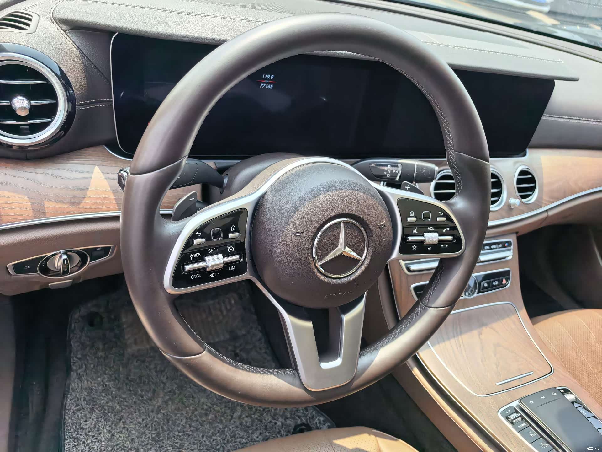 Mercedes-Benz E-Class, 2019 10