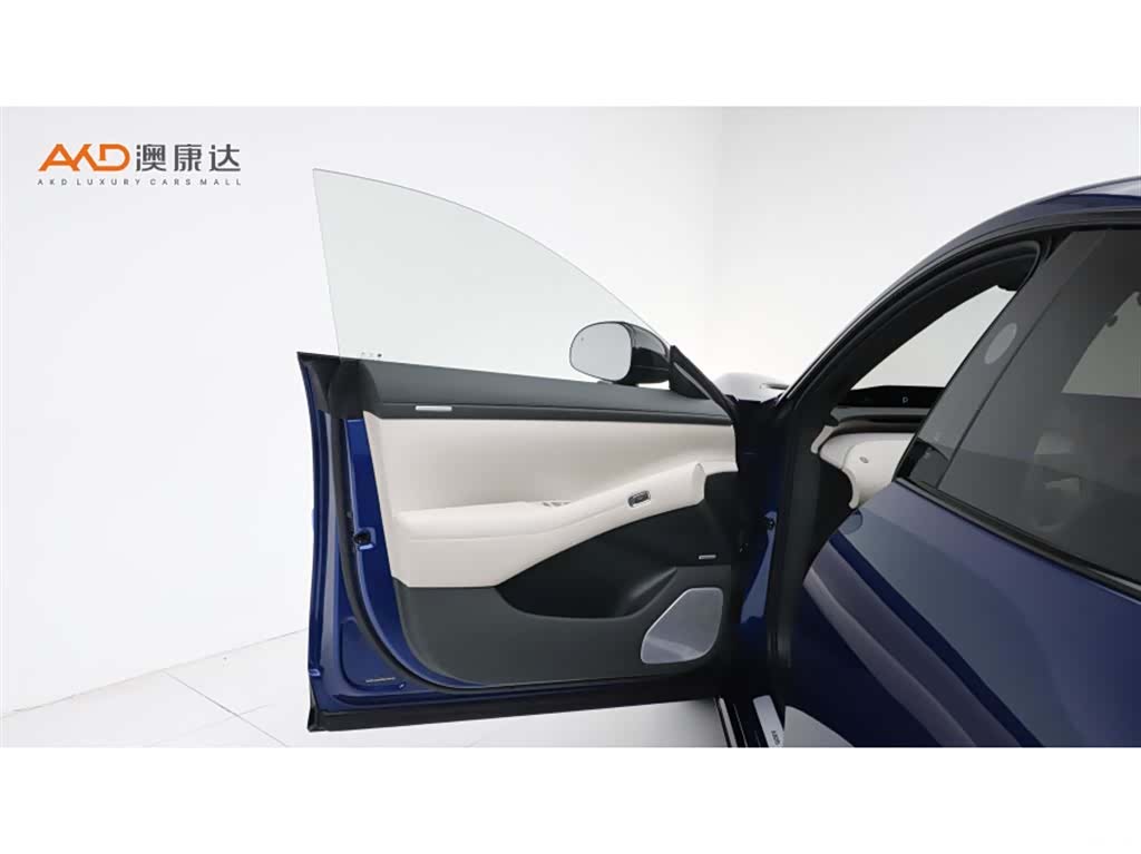 Xiaomi YU7, 2025 10