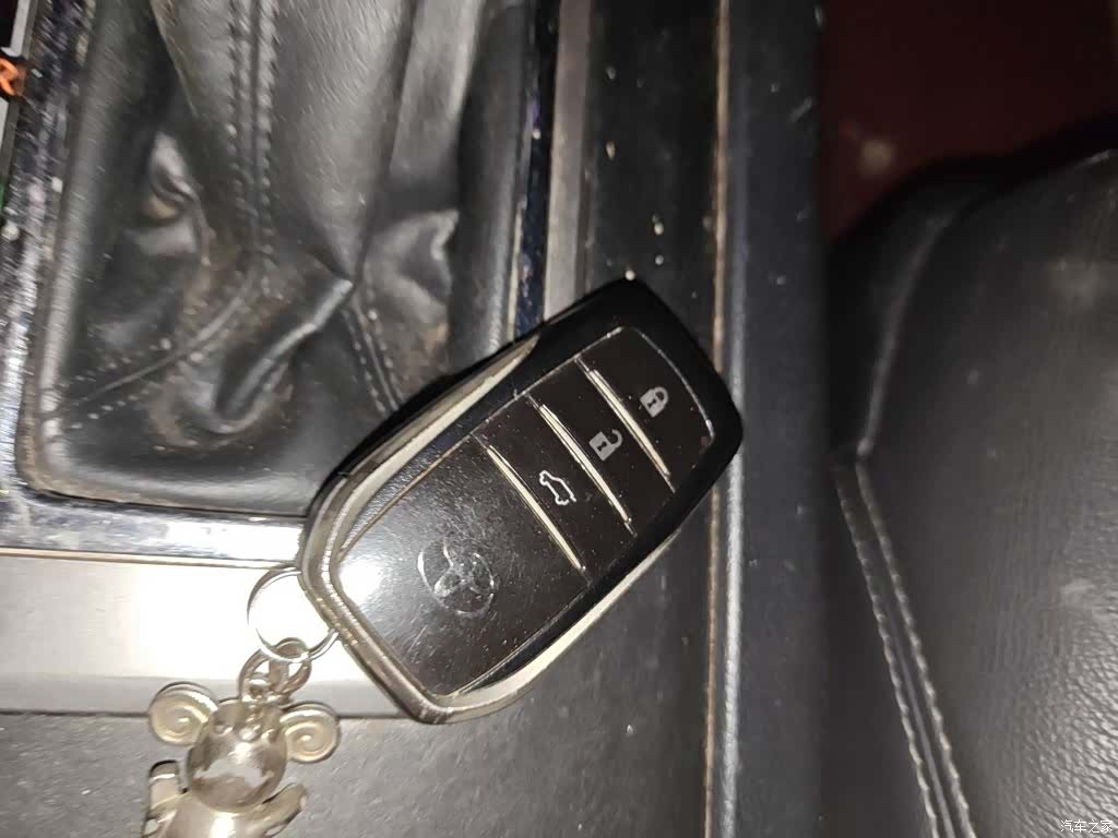 Toyota Prado, 2017 12
