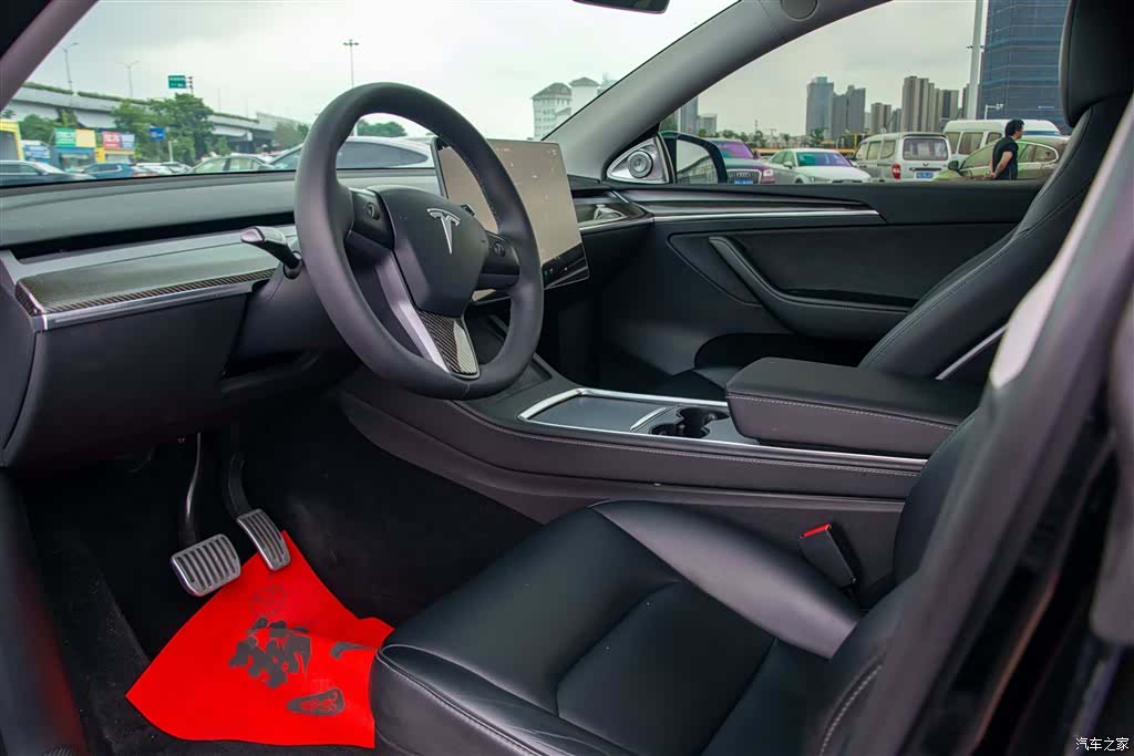 Tesla Model Y, 2022 9