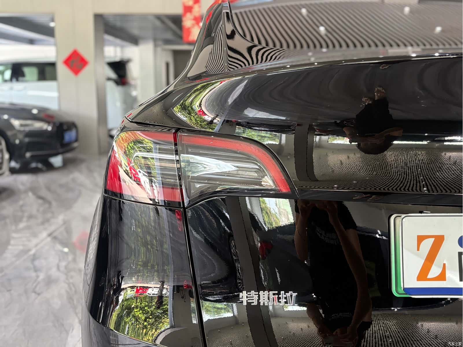 Tesla Model Y, 2023 29