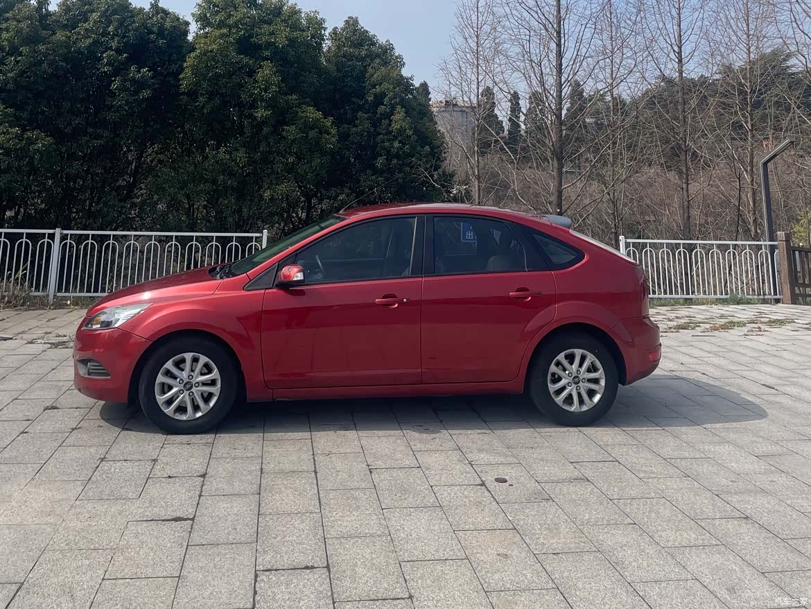 Ford Focus, 2014 3