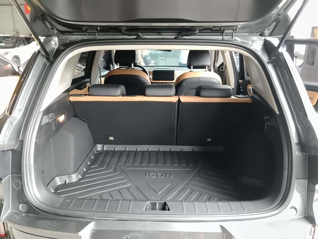 Geely Icon, 2023 19