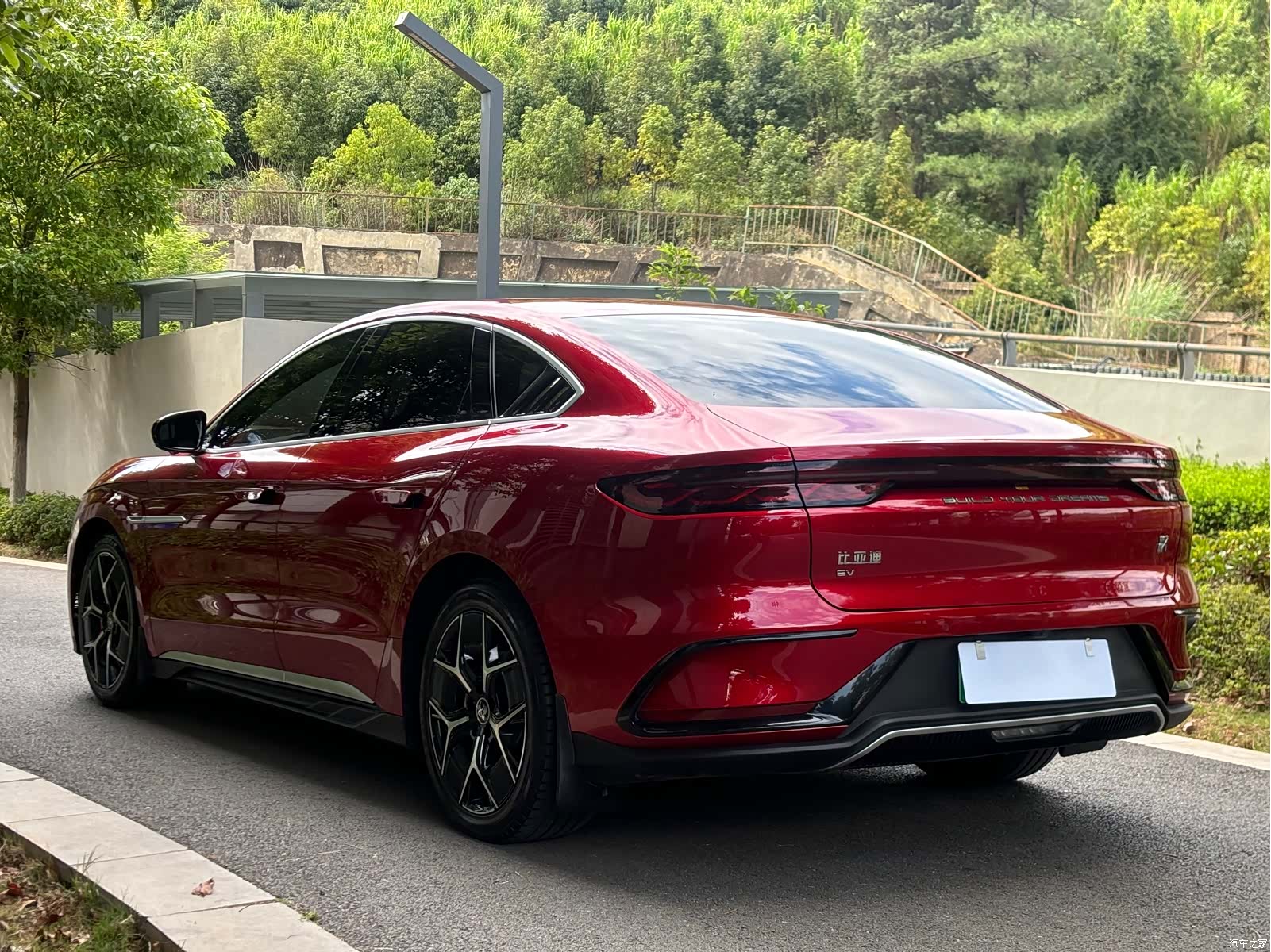BYD Han, 2023 15