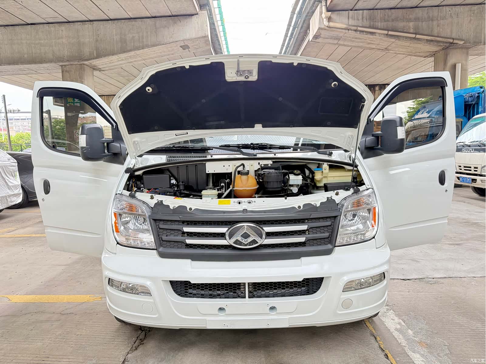Maxus V80, 2023 21