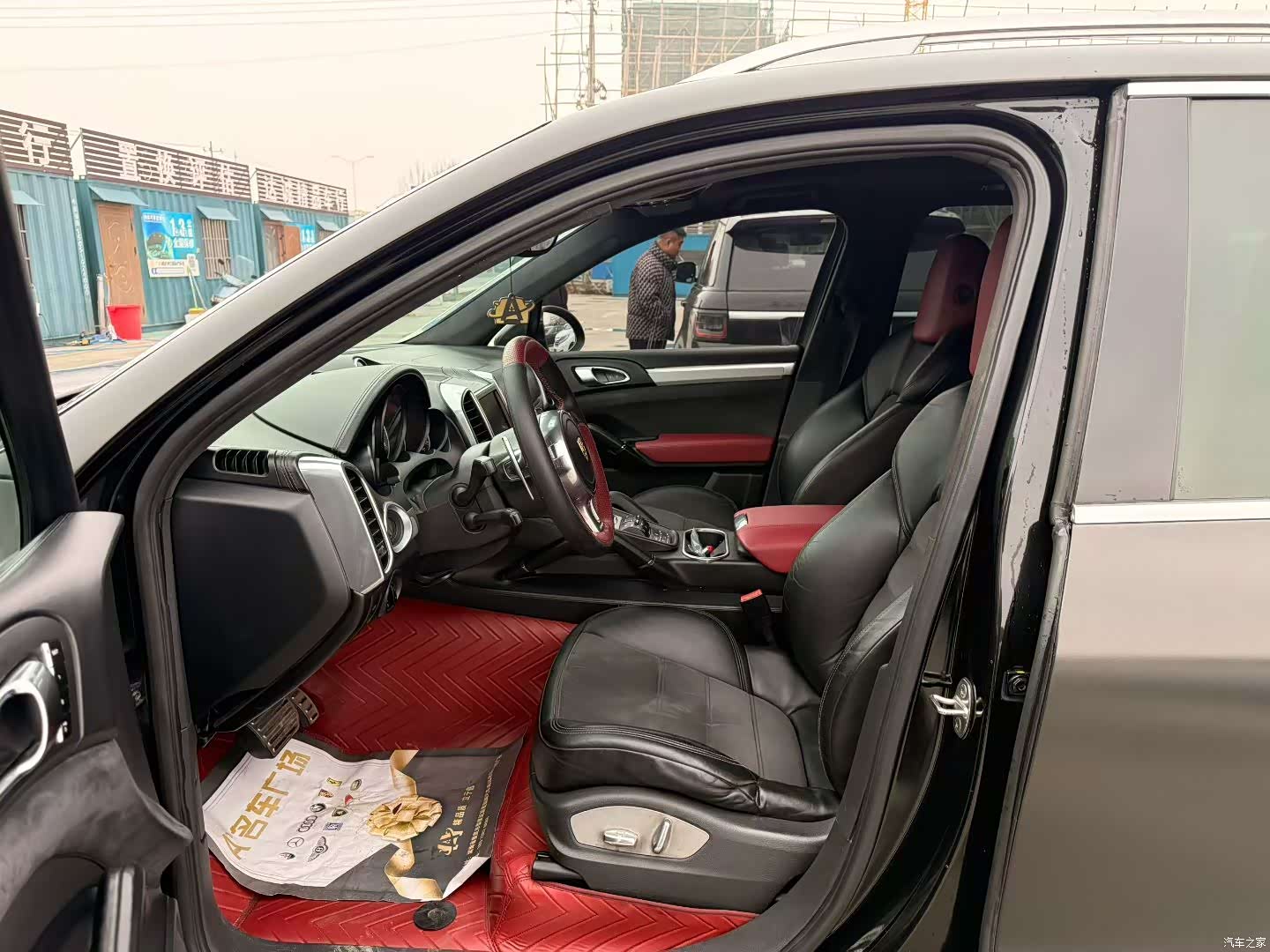 Porsche Cayenne, 2012 7
