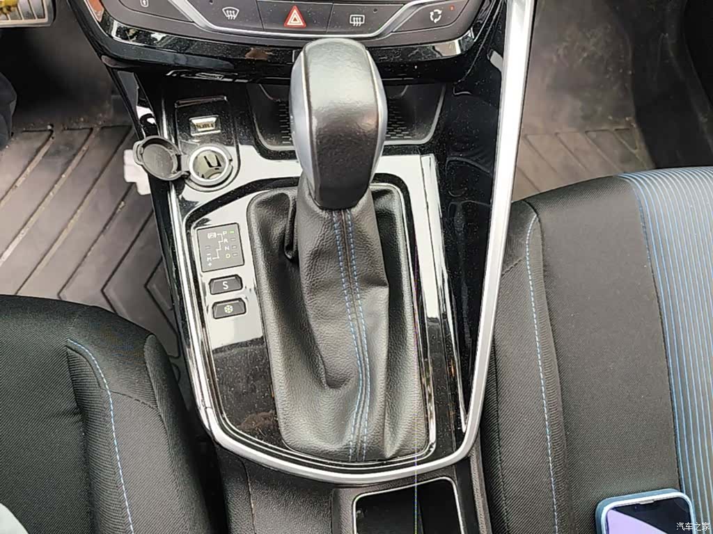 Peugeot 308, 2017 14
