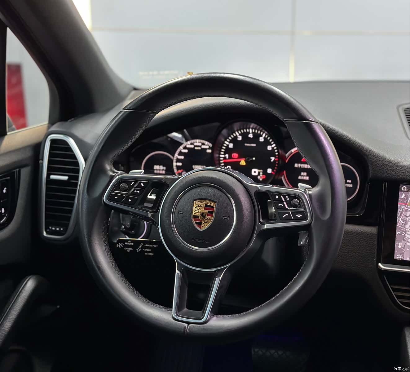 Porsche Cayenne, 2018 10