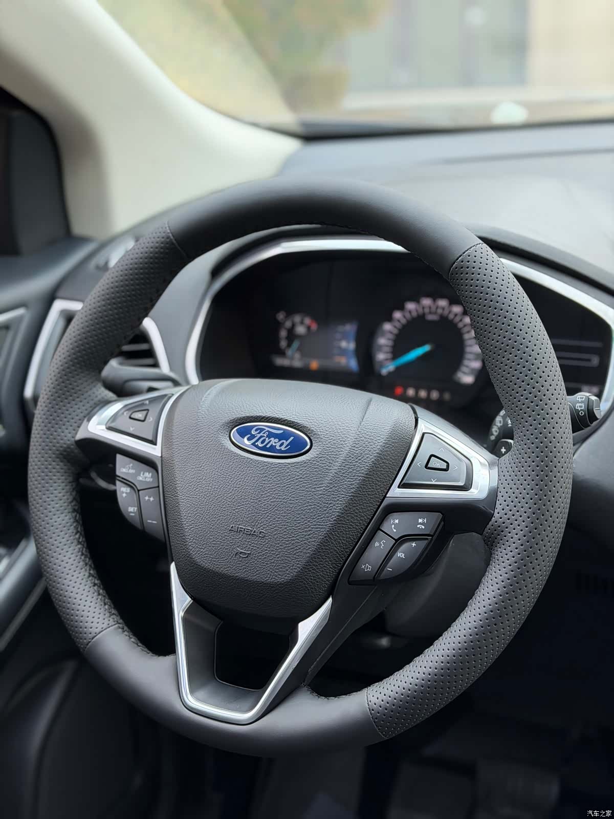 Ford Edge, 2016 9