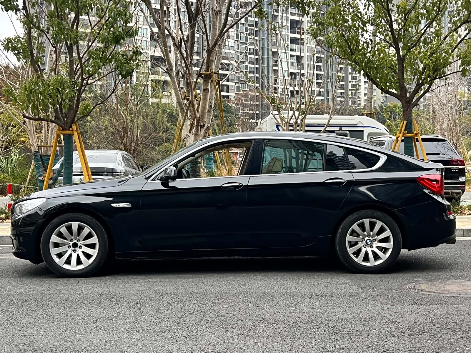 BMW 5 Series, 2010 8