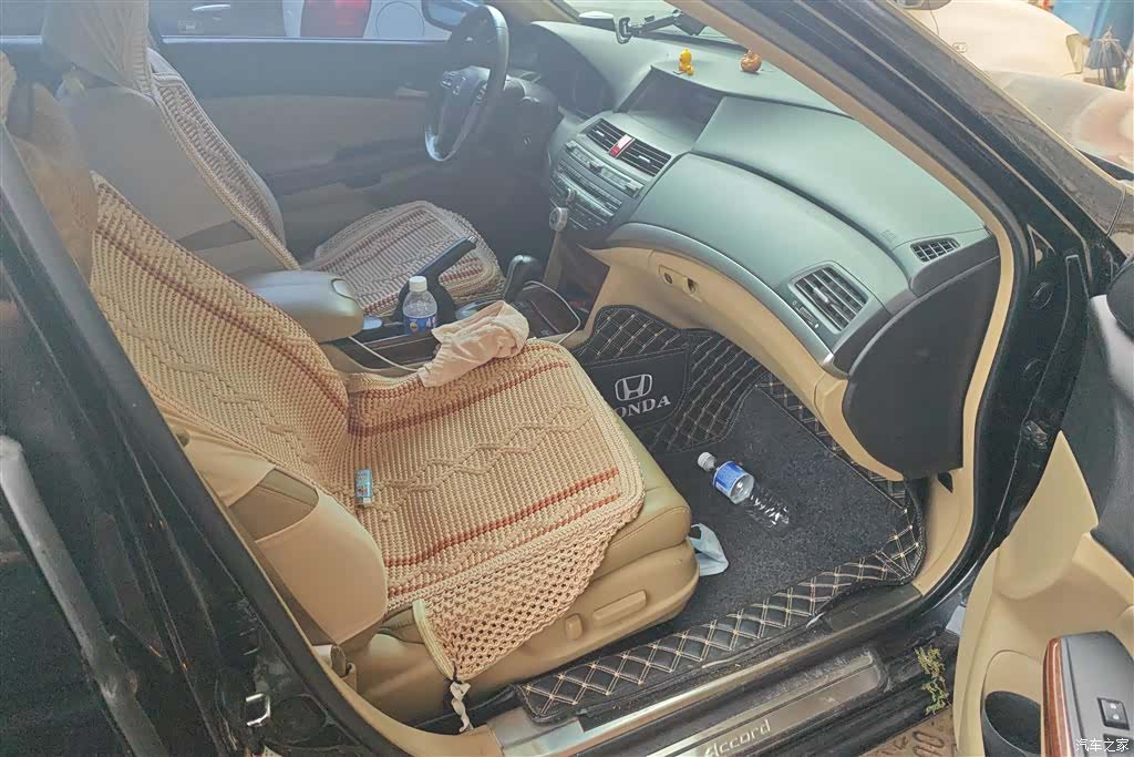 Honda Accord, 2012 8