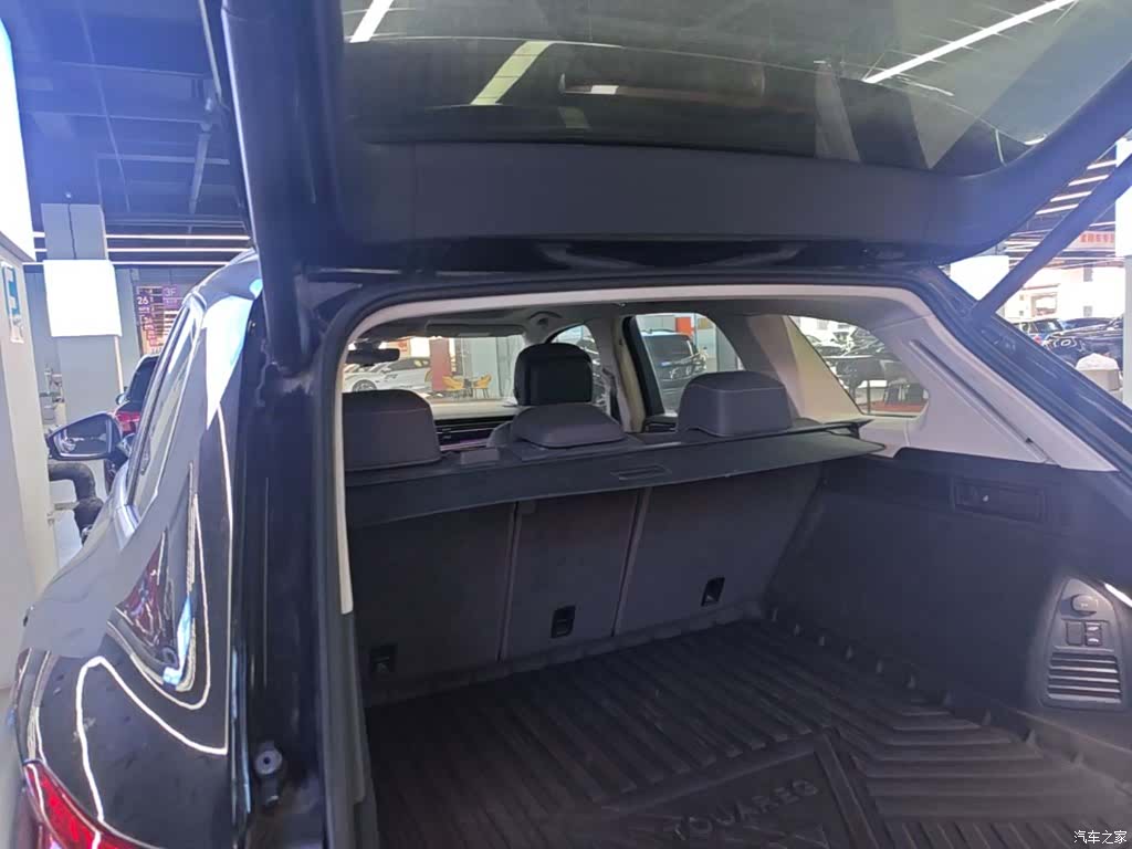 Volkswagen Touareg, 2020 19