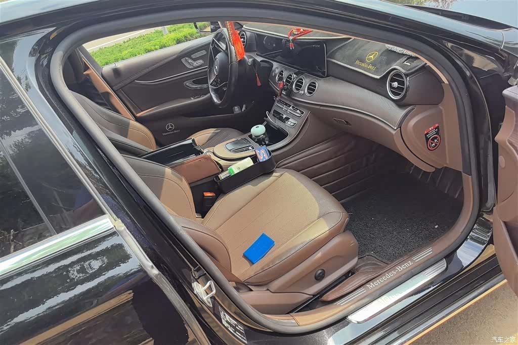 Mercedes-Benz E-Class, 2020 8