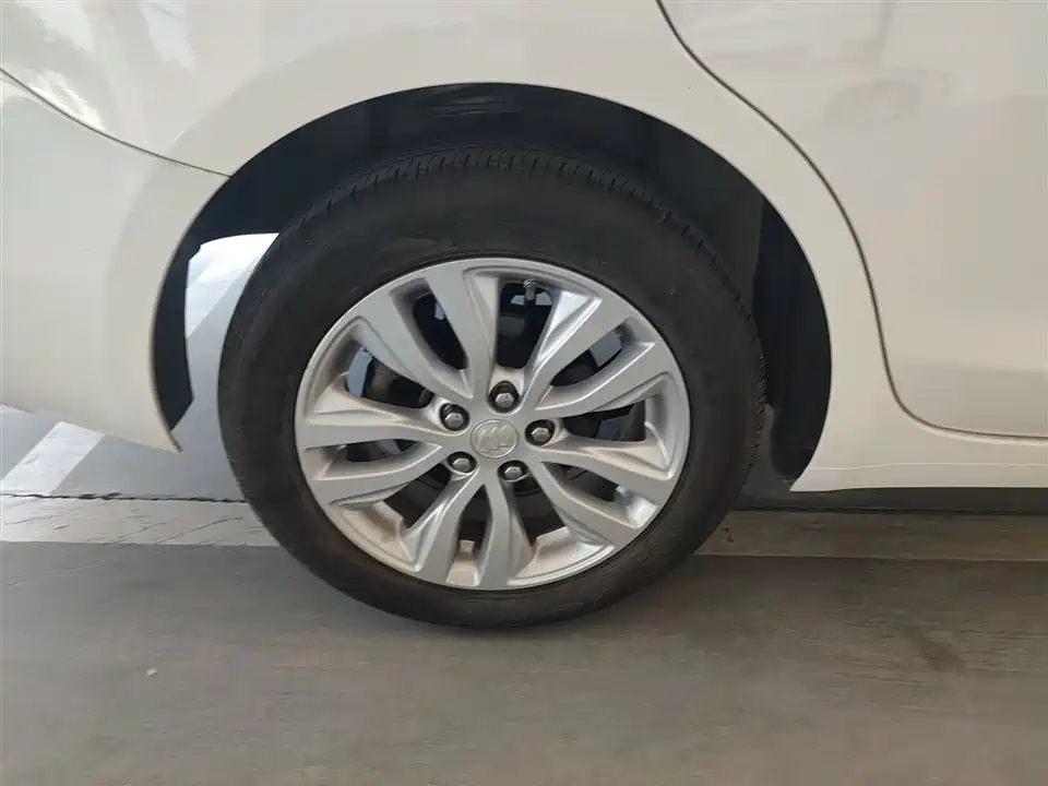 Buick Yinglang