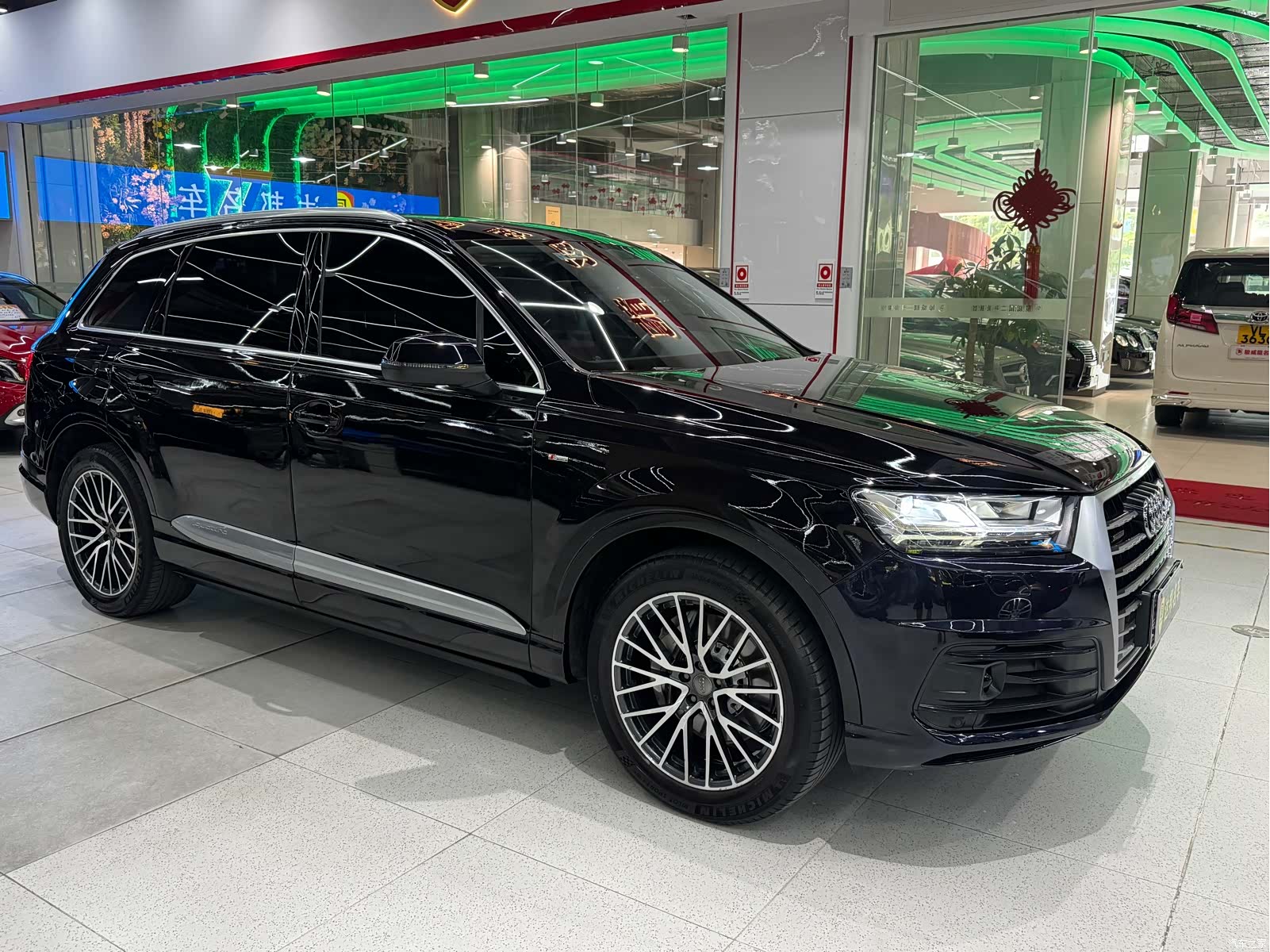 Audi Q7, 2018 4