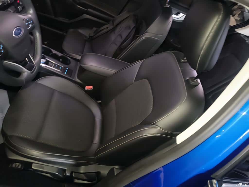 Ford Focus, 2019 15