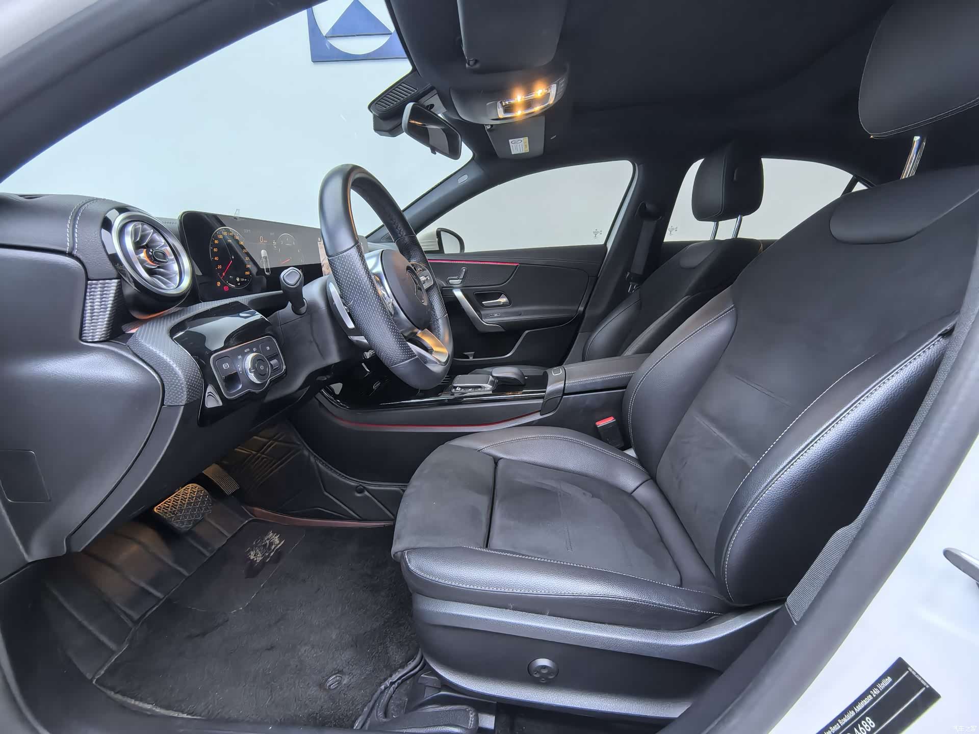Mercedes-Benz A-Class, 2023 14