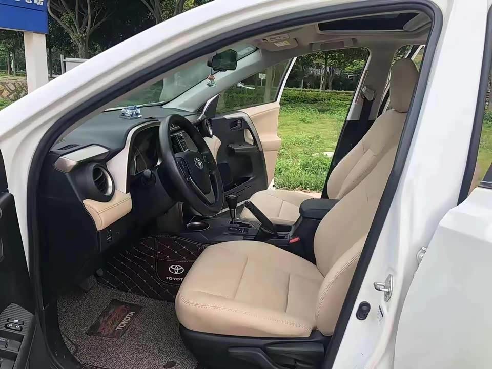 Toyota RAV4 Rongfang