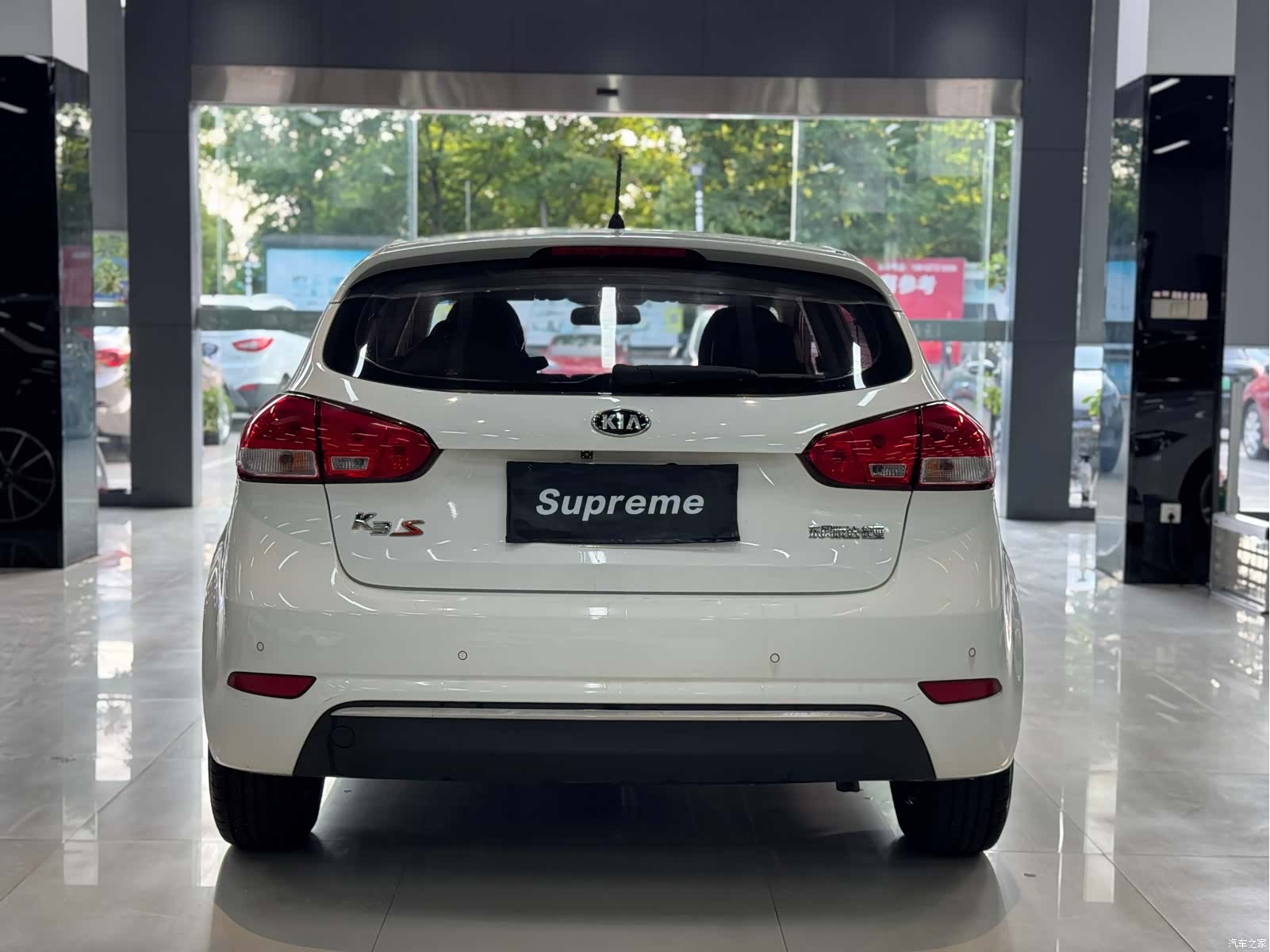 Kia K3, 2015 6