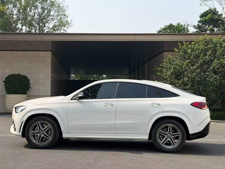 Mercedes-Benz GLE Coupe 2021, фото 19